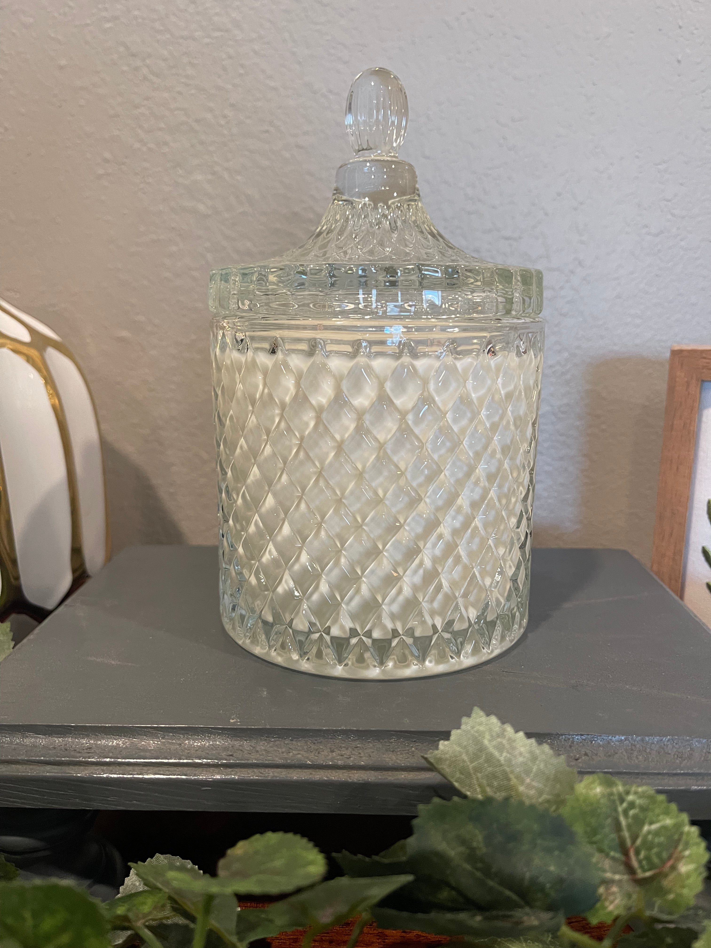 Clear Princess Candle Vessel & Lid - 15 oz