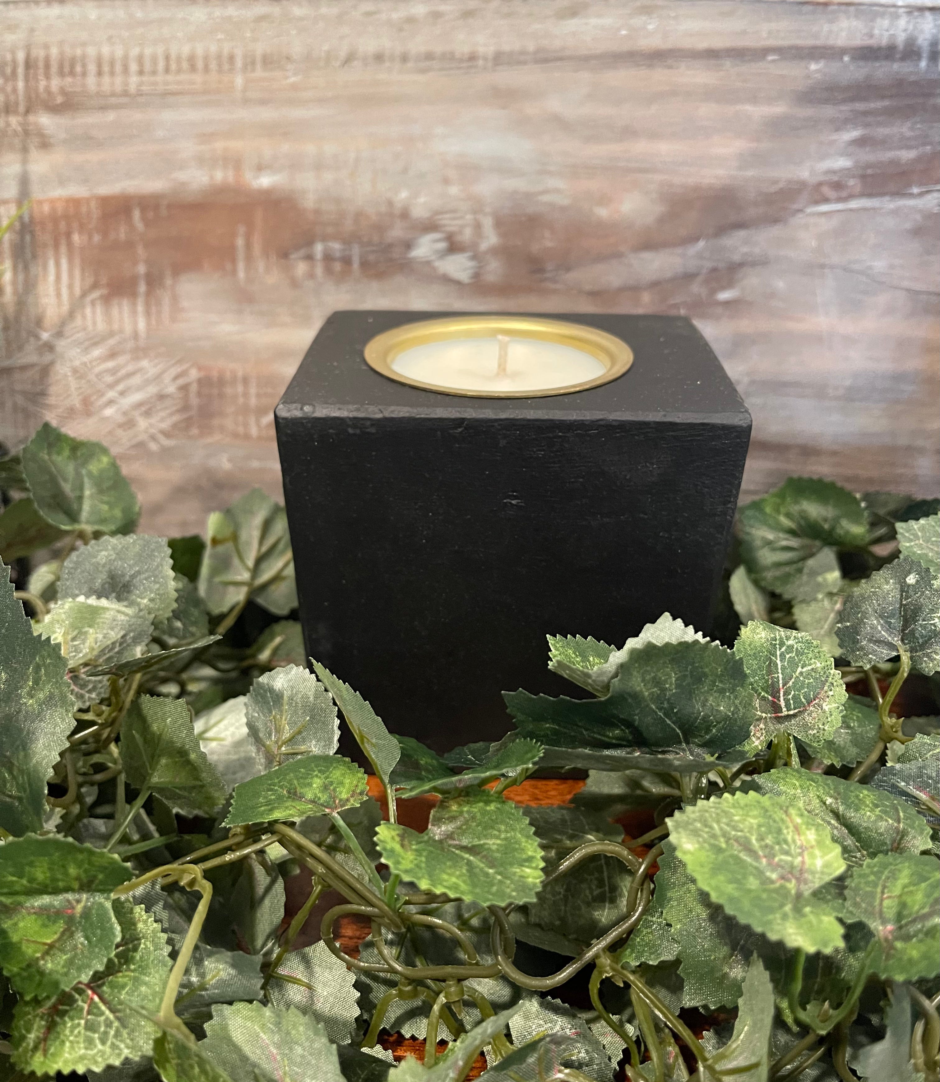 Single Sugar Mold Candle with Cup - Black